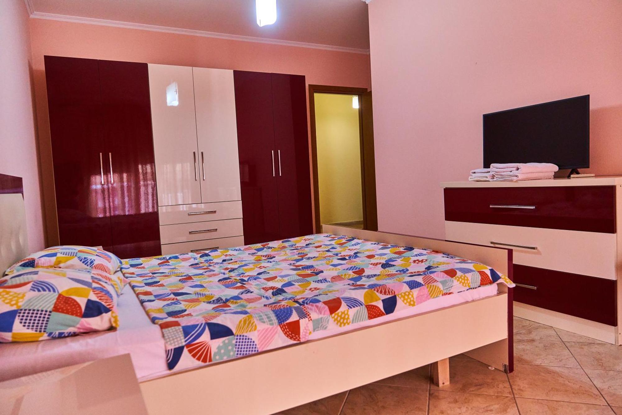 Kalpazo Home Skanderbeg Square تيرانا المظهر الخارجي الصورة