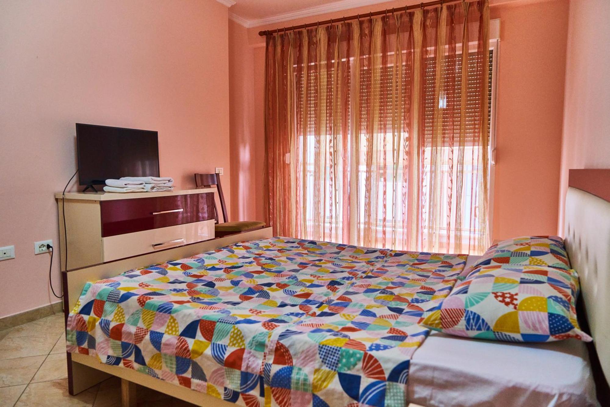 Kalpazo Home Skanderbeg Square تيرانا المظهر الخارجي الصورة